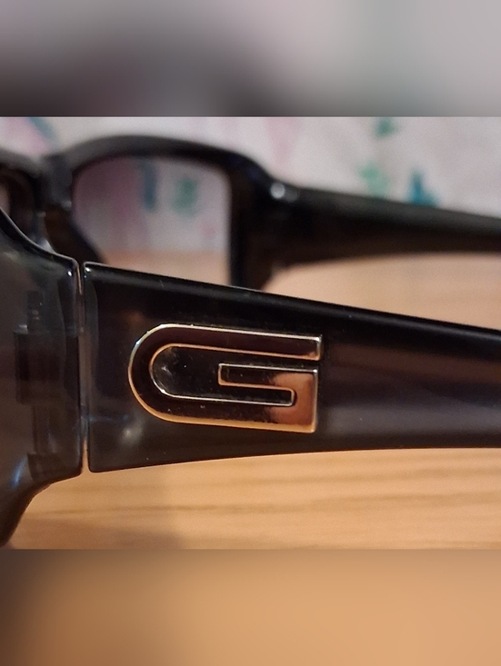 EUC RARE Vintage 90s Y2K Gucci GG 2551/S Black Unisex Casual Sunglass Shades